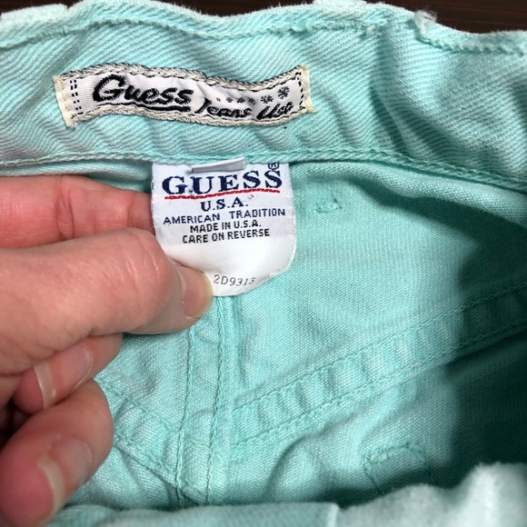 *VINTAGE GUESS SHORTS* High waisted vintage Guess shorts - size 30 - Picture 4 of 7
